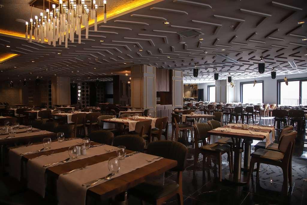 Ramada By Wyndham Erzurum Restaurang bild