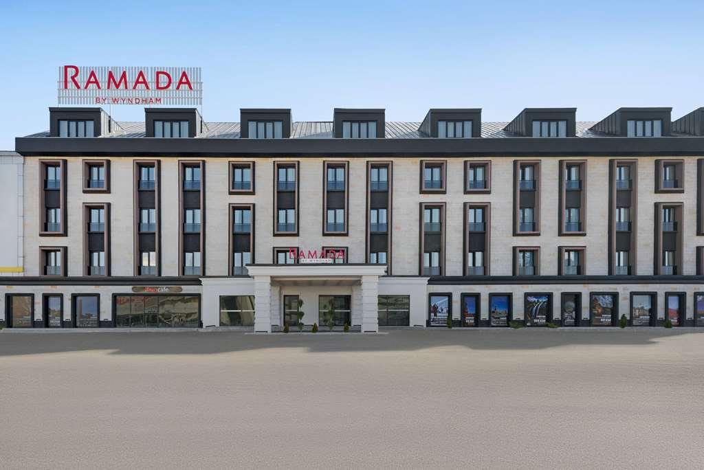 Ramada By Wyndham Erzurum Exteriör bild
