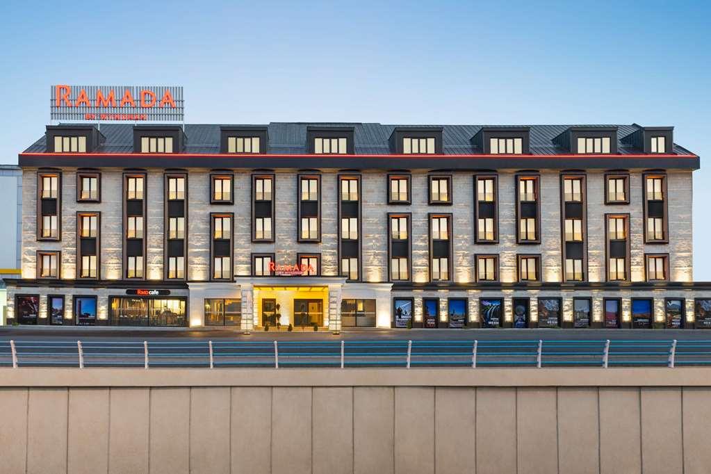 Ramada By Wyndham Erzurum Exteriör bild